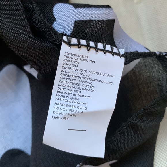 Skulls women’s skull scarf 🧣 Halloween accessories écharpe unisex nwt - Picture 9 of 16